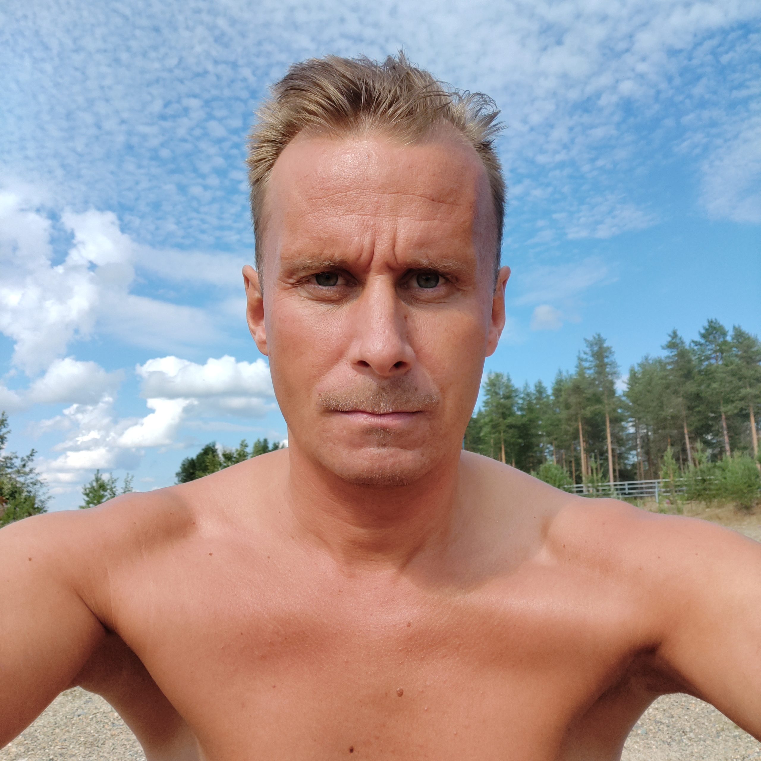 Profiilikuva: Veli-Matti