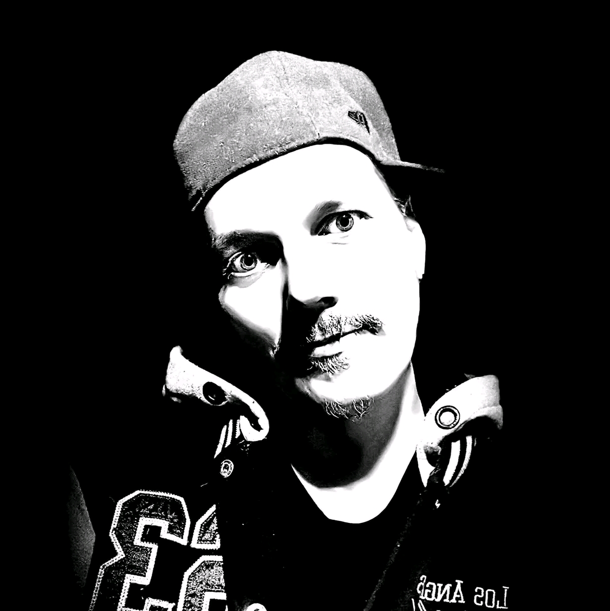 Profiilikuva: Simo Sakari